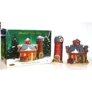 Heartland Valley Village House Barn Silo Christmas Holiday Decor Vintage 2004